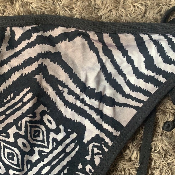 Tribal print two piece fringed bikini - Picture 8 of 8